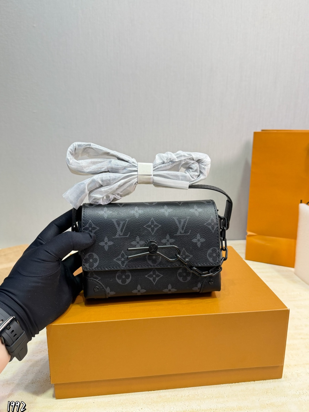 cmp_i1775359007347_4140_0_0 LOUIS VUITTON STEAMER TRUNK - Image 1