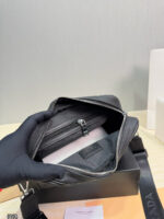 PRADA SHOULDER BAG - Image 3