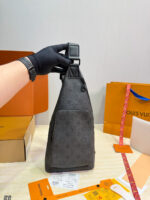 LOUIS VUITTON CHEST BAG