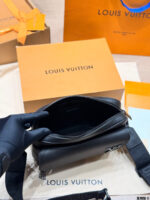 LOUIS VUITTON FASTLINE MESSENGER BAG - Image 2