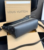LOUIS VUITTON PULSE MESSENGER BAG - Image 4