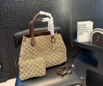 GUCCI MONOGRAM TOTE BAG - Image 3