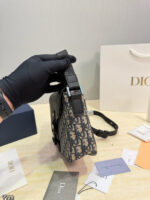 DIOR MESSENGER SADDLE BAG - Image 2