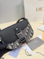 DIOR SADDLE CLUTCH - Image 4