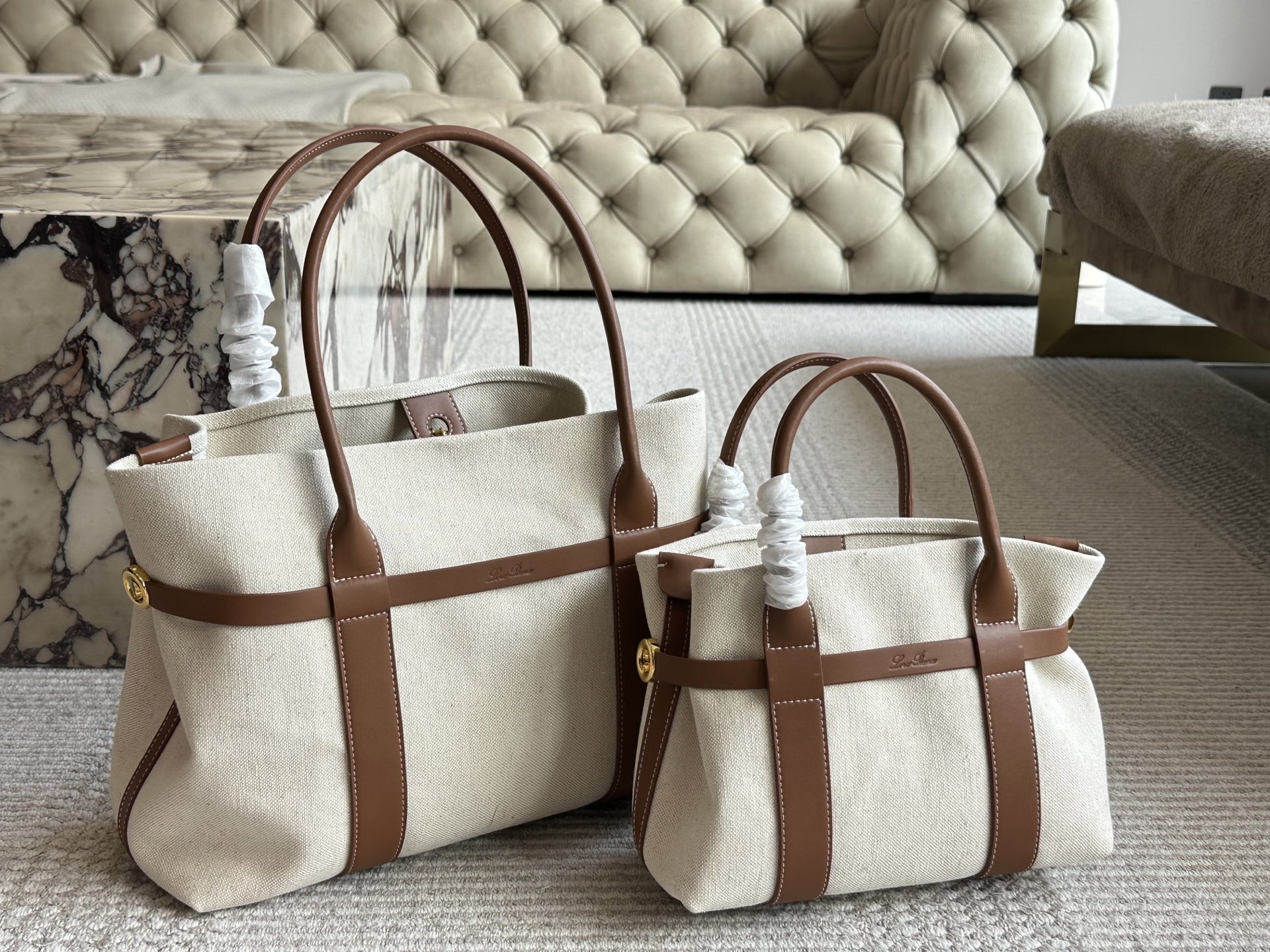 i1748352158927_1092_0_0 LORO PIANA LP TOTE BAG - Image 1