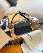 LOUIS VUITTON STEAMER EAST WEST