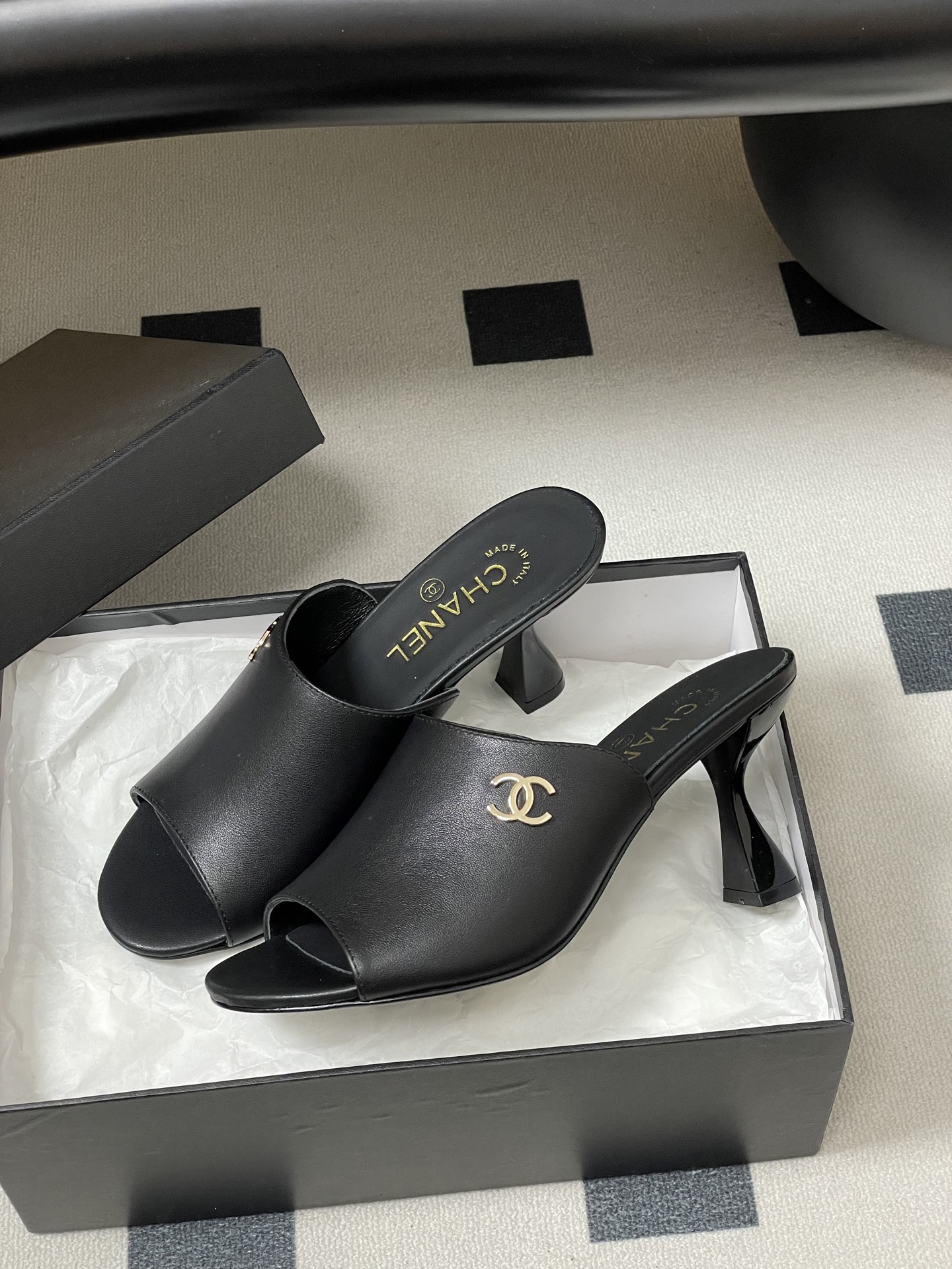 i1764790842036_2761_0_7 CHANEL DOUBLE C BUCKLE PEEP TOE - Image 1