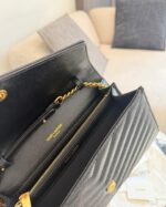 YSL CAVIAR ENVELOPE BAG - Image 4