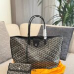 GOYARD CLASSIC TOTE BAG