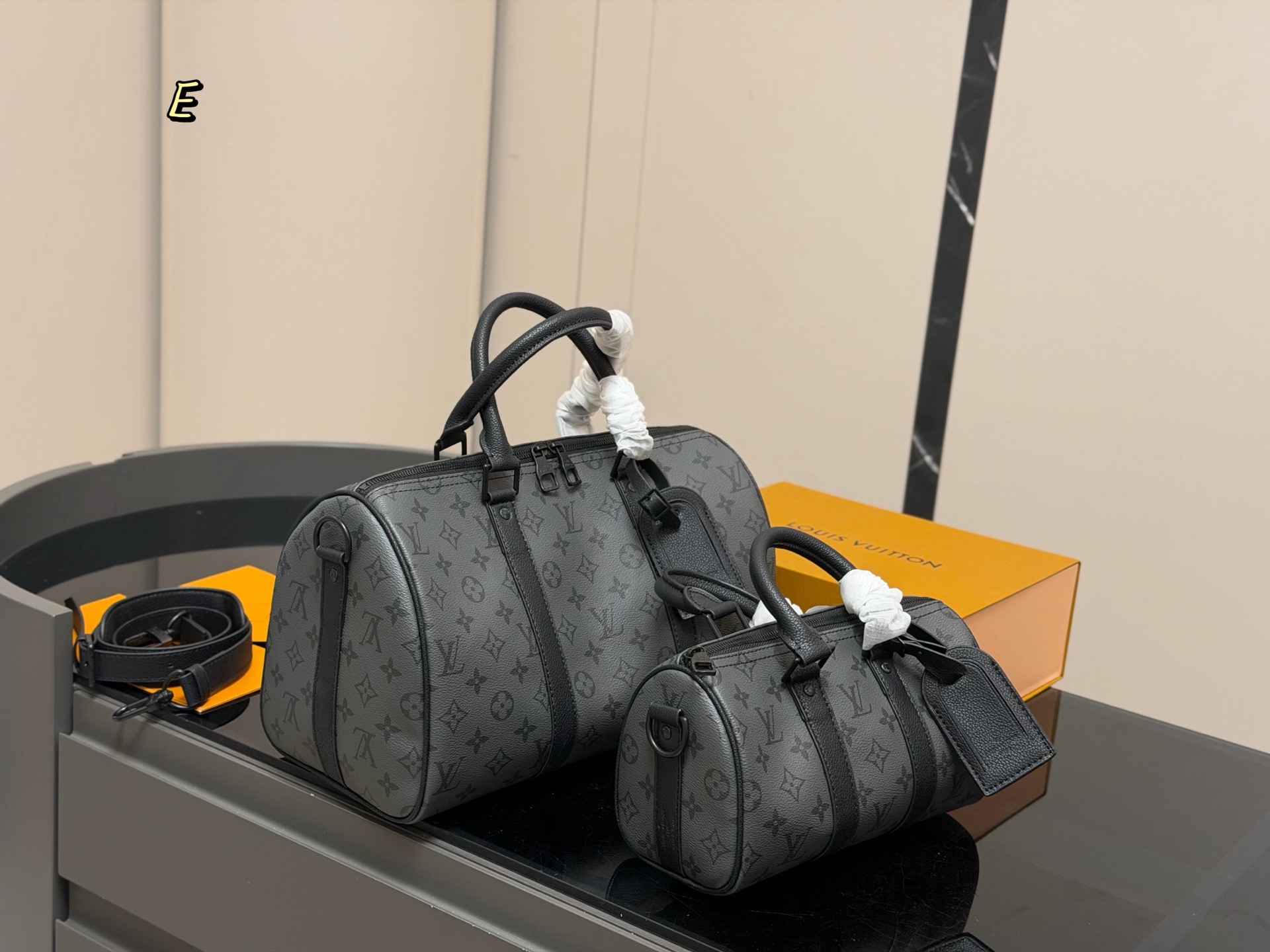 i1776051762859_6533_0_0 LOUIS VUITTON KEEP ALL - Image 1