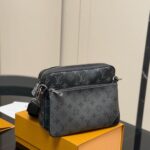 LOUIS VUITTON TRIO MESSENGER BAG