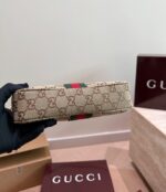 GUCCI DEANNA SHOULDER BAG - Image 4