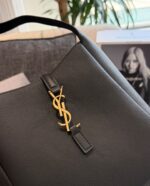 THE SAINT LAURENT HOBO - Image 2